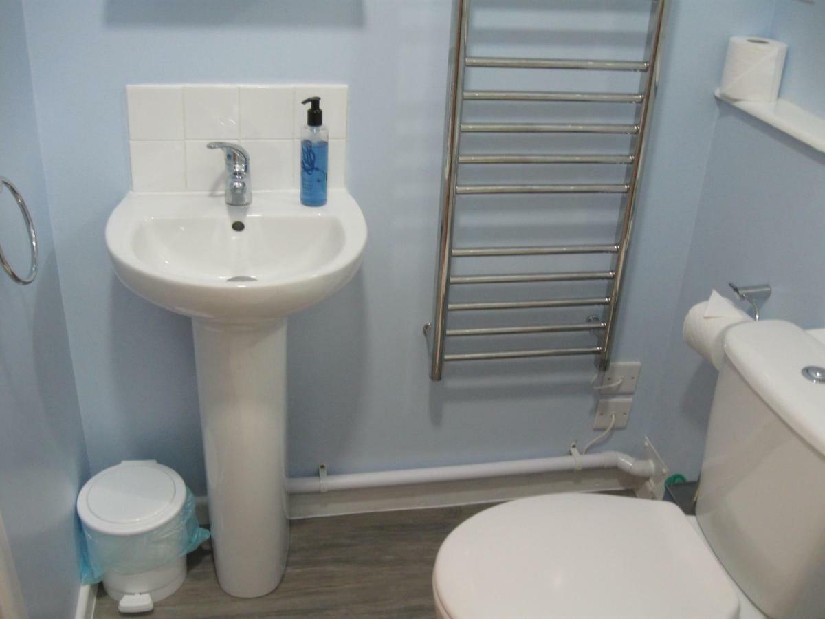 Santi Bhavana Bed & Breakfast Уестбъри Екстериор снимка