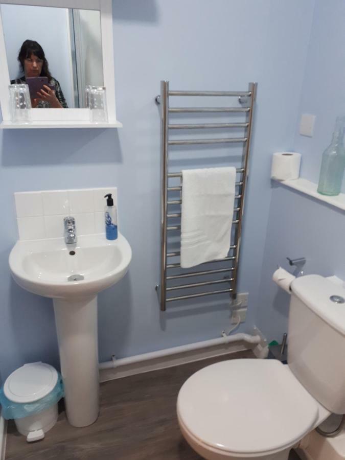 Santi Bhavana Bed & Breakfast Уестбъри Екстериор снимка