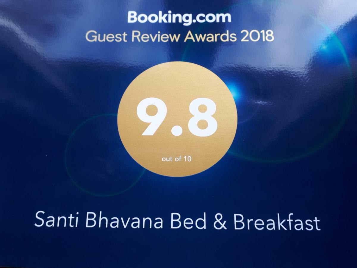 Santi Bhavana Bed & Breakfast Уестбъри Екстериор снимка